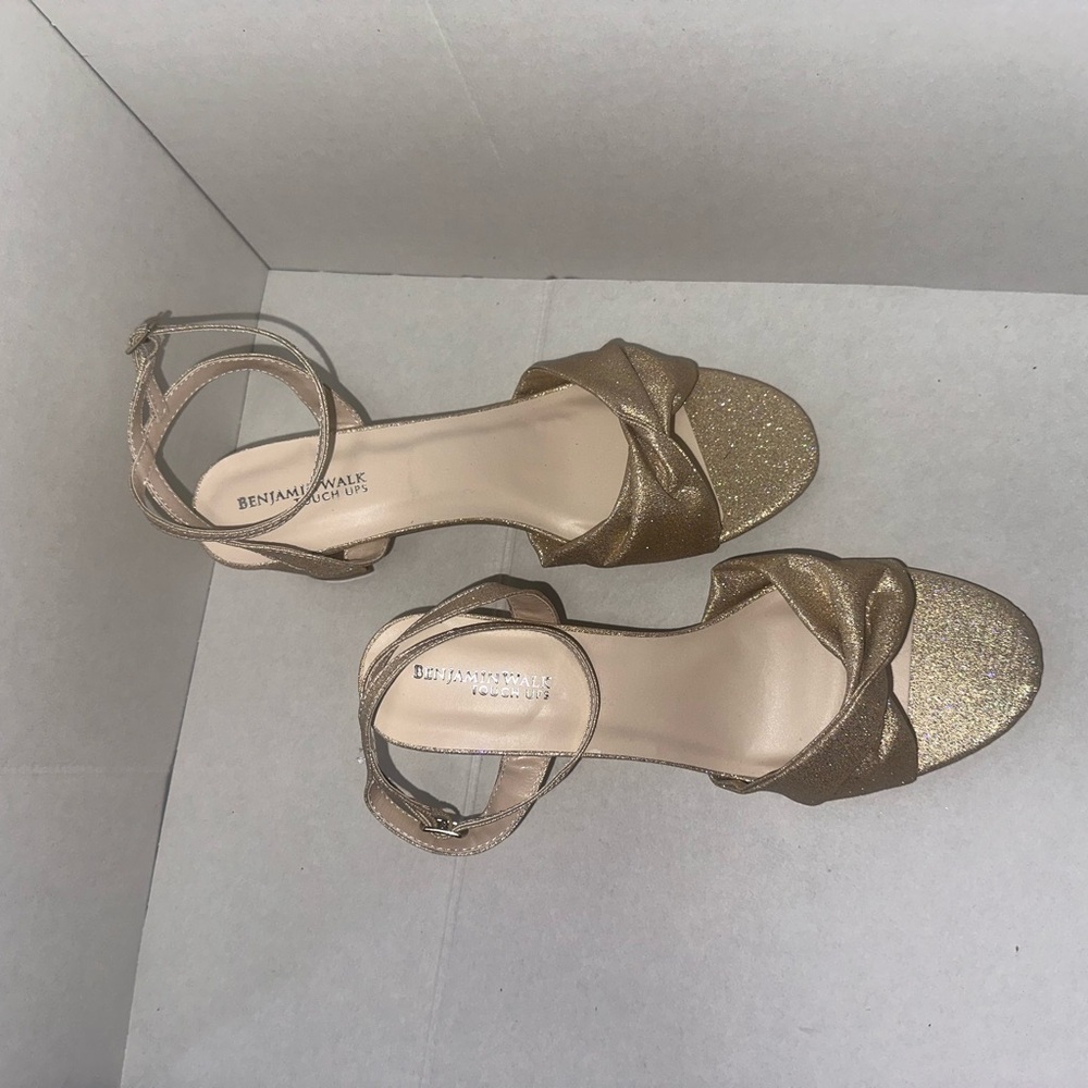 Benjamin Walk Glittering Gold Heels size 10 1/2M        (#141) - Picture 7 of 7